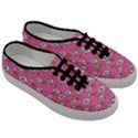 No Step On Snek DO NOT bubble speech Pattern pink background Meme Men s Classic Low Top Sneakers View3