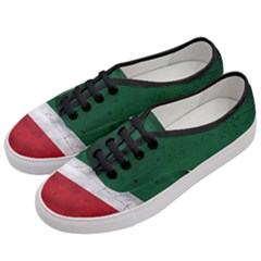 Flag Patriote Quebec Patriot Red Green White Grunge Separatism Women s Classic Low Top Sneakers by Quebec