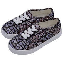 Liberty Inspired Embroidery Iv Kids  Classic Low Top Sneakers by kaleidomarblingart