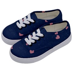 Corazones, Blue, Pattern Kids  Classic Low Top Sneakers by kyorashop23